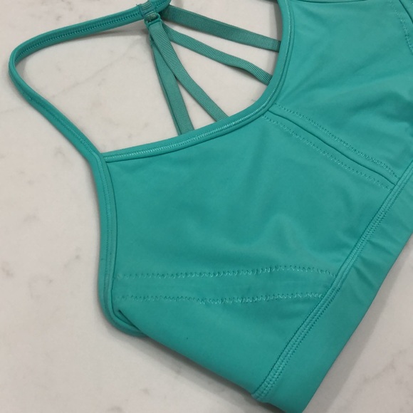 Lululemon Breath Easy Bra Bali Breeze 8 - Picture 5 of 6
